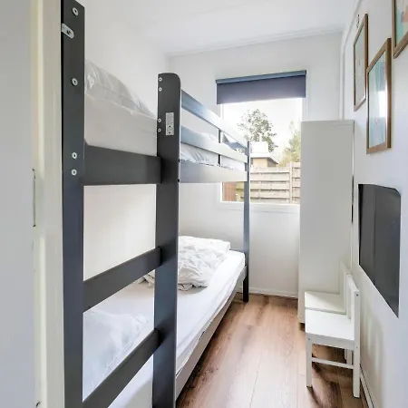 Delightful In With Garden Holiday home *